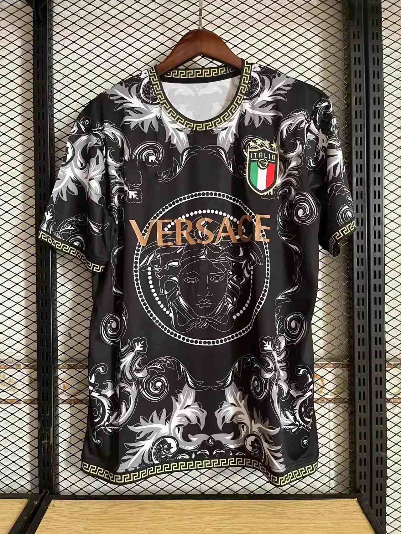 Italian Black Special Edition